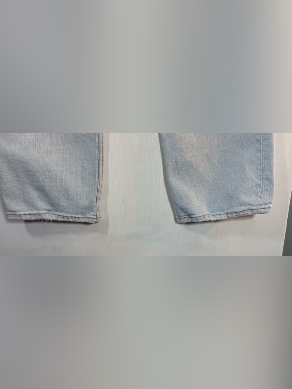 Abercrombie & Fitch Light Blue Ankle Ultra High Rise Straight Leg Jeans - Picture 16 of 16